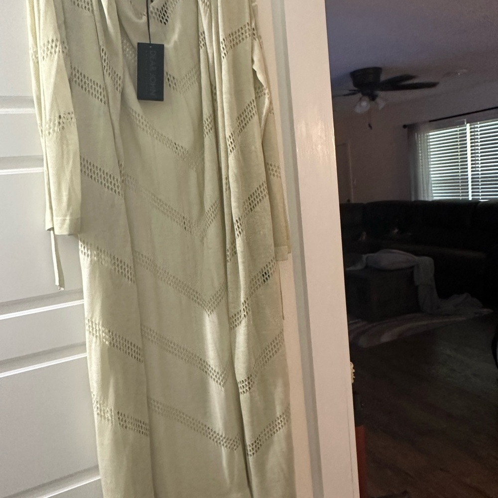 Dear John Cream Viscose Lightweight Open Front Kimono type NWT